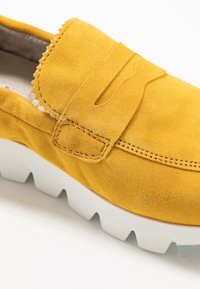 Tamaris SLIP-ON - Slip-ons - sun