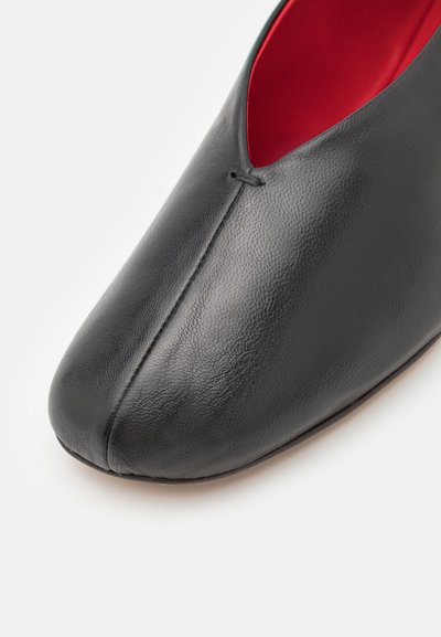 Mansur Gavriel GLOVE FLAT - Μπαλαρίνες - black/flamma