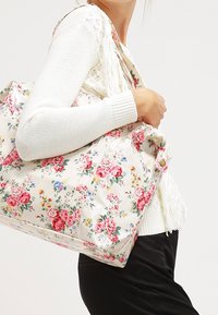 Object Jumper - off-white