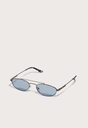 Ochelari de soare din metal cu un cadru oval subțire, lentile nuanțate de albastru și brațe cu model. Au pernuțe ajustabile pentru confort.
