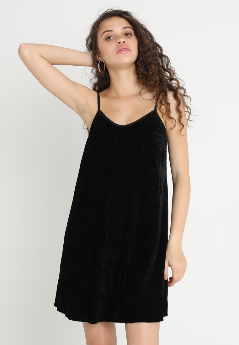 Urban Classics LADIES VELVET - Kjole - black