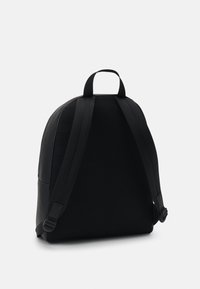 Calvin Klein Jeans SCULPTED CAMPUS MONO UNISEX - Zaino - black/metallic