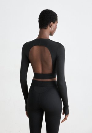 CK SPORT INTENSE POWER MOCK NECK - Long sleeved top - black