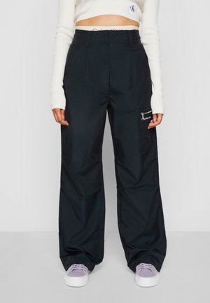Trousers - black