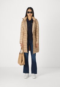 Colmar Originals LADIES JACKET - Jakna ispunjena paperjem - arizona
