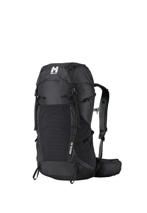 Sac à dos de randonnée Millet noir avec bretelles réglables, poches latérales et étiquette "ARAVIS 30" sur le panneau avant.