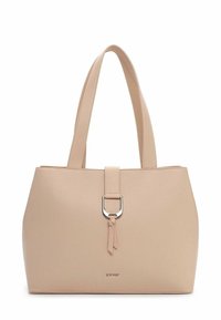 Beige strukturierte Tragetasche mit zwei Schulterriemen, ausgestattet mit einem metallischen Schnallenakzent und einem kleinen Lederquasten-Detail vorne.