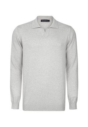 Jasnoszary sweter w stylu polo z długim rękawem, z ściągaczami na mankietach i dole, z kołnierzem i otwartym dekoltem w kształcie litery V.