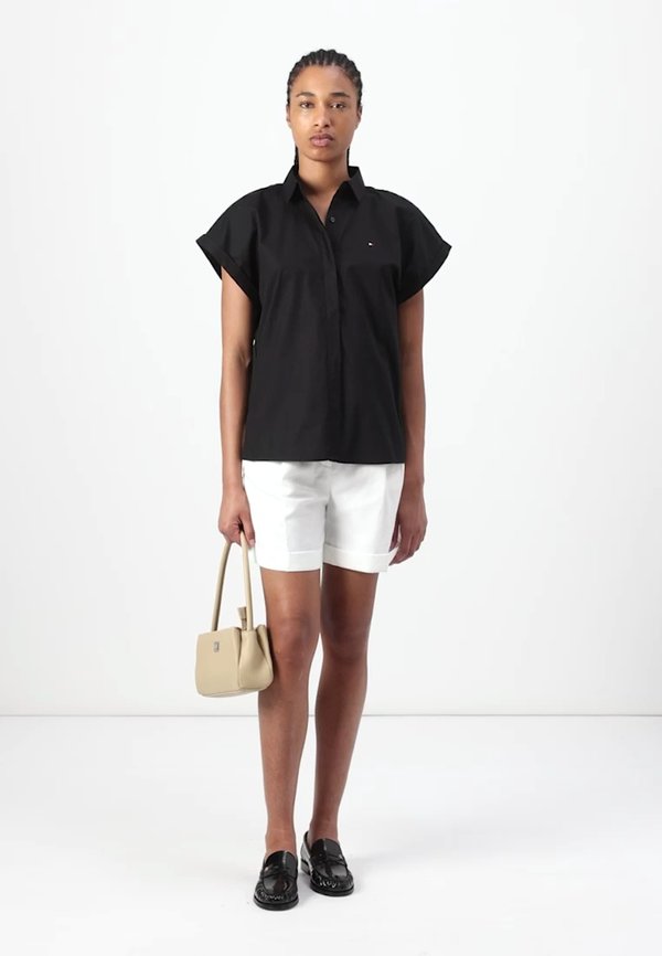 MIX PLEATED  - Shorts - ivory petal4