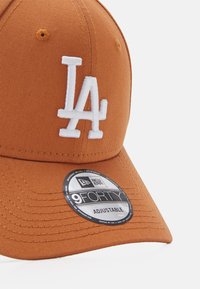 New Era LEAGUE ESSENTIAL 9FORTY UNISEX - Casquette - orange/white