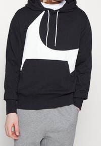 Nike Sportswear Luvtröja - black