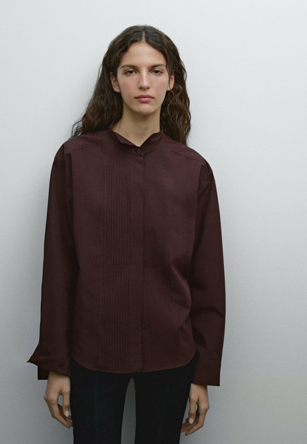 WITH PLEATED DETAILS - Button-down blouse - bordeaux