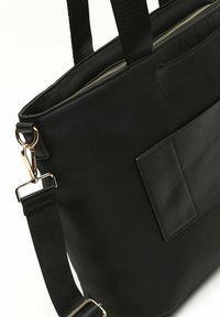 MISAKO ELIA  - Portfölj / Datorväska - black