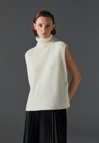 Zign Studio WOOL VEST - Džemperis - sand