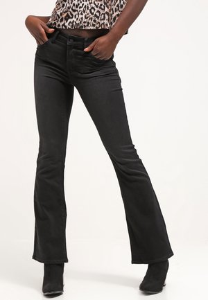 Jeansy Bootcut