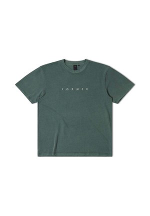 Former, FORMER SUSPEND OS TEE FORMER MERCHANDISE SUSPEND OVERSIZED TEE WASHED GREEN - T-Shirt print - green