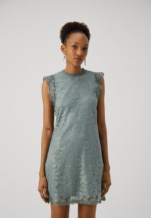 PCOLLINE DRESS  - Cocktailkjole - chinois green