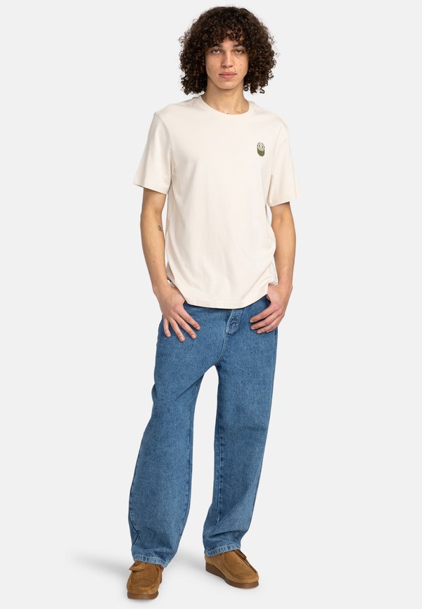 AMBITION   À MANCHES COURTES - Print T-shirt4