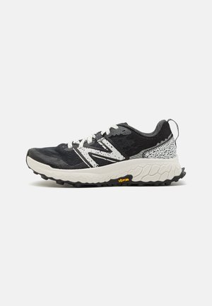 New Balance FRESH FOAM X HIERRO V8 - Trail running shoes - blacktop