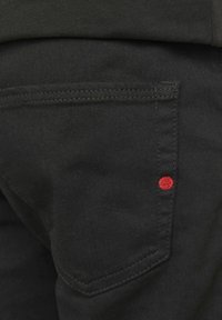 R.D.D. ROYAL DENIM DIVISION - Jeansy Straight Leg