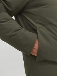 Jack & Jones PREMIUM JPRBLAKEEN JACKET - Chaqueta de invierno - grape leaf