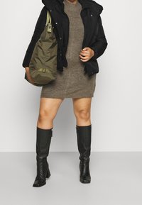 ONLY Carmakoma Giacca invernale - black