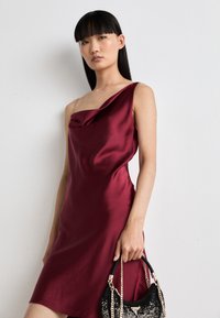 HUGO KASTILLA - Kokteilinė suknelė / vakarėlių suknelė - medium red