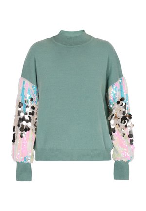 Pull en tricot vert avec des manches longues ornées de sequins multicolores et un col montant. Poignets et ourlet côtelés. Texture lisse dans l'ensemble.