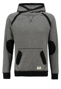 Sudadera negra y gris con un patrón texturizado, con acentos negros en los hombros y parches en los codos, y un bolsillo canguro en el frente.