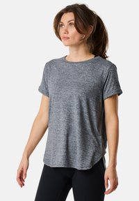Gray, short-sleeved T-shirt in a heathered texture, featuring a round neckline and rolled sleeves, combined with a relaxed fit and side slits.