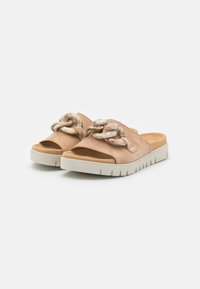 Gabor Mules - caramel