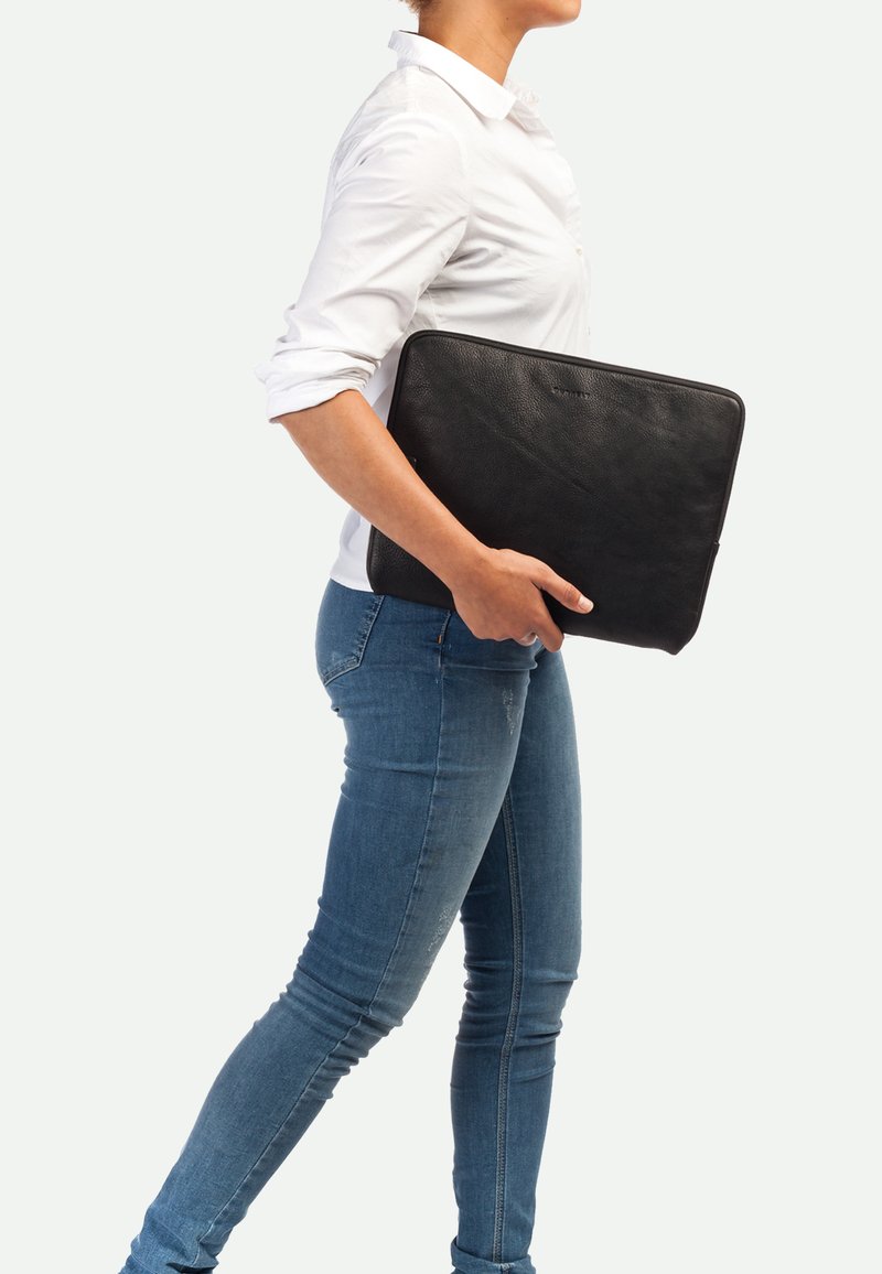Burkely FUNDAMENTALS ANTIQUE AVERY 13.3 inch - Laptoptas - black