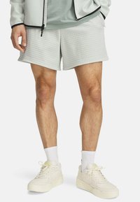 UNSTOPPABLE FLEECE GRID - Träningsshorts - hydro green