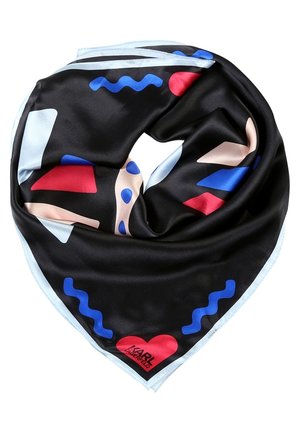 Sort silketørklæde med røde, blå, beige og hvide abstrakte former samt et rødt hjerte med teksten "KARL LAGERFELD" i hjørnet.