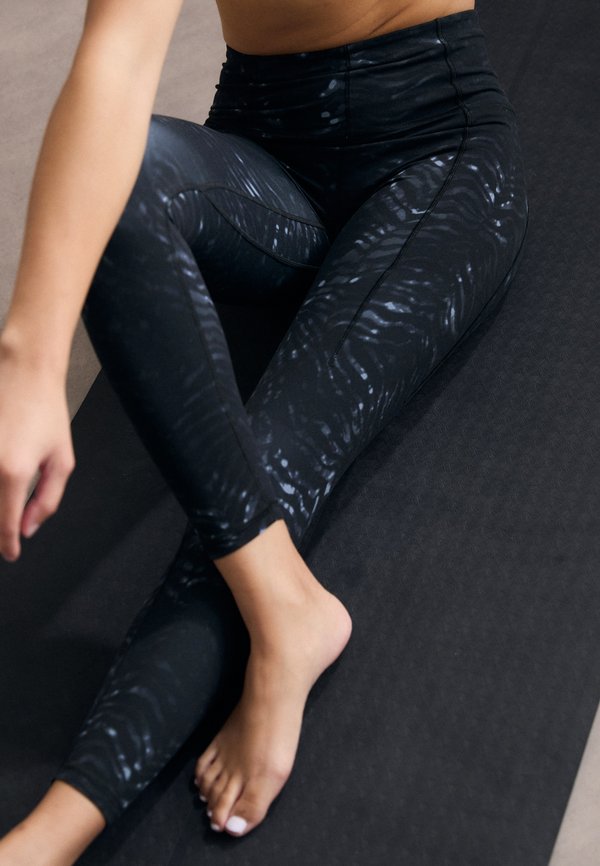 SUPER SOFT 7/8 YOGA LEGGINGS - Tights