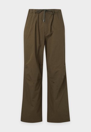 CLOSED, POKAI RELAXED - Pantalon classique - dark olive green