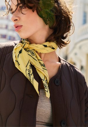 PULL&BEAR, PRINTED - BANDANA - Fulár - yellow