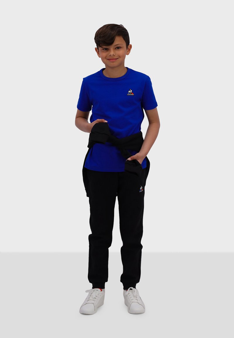 vetement le coq sportif