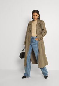 ONLY ONLJUICY WIDE LEG - Wide leg - medium blue denim
