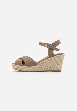TOM TAILOR Espadrilles - beige