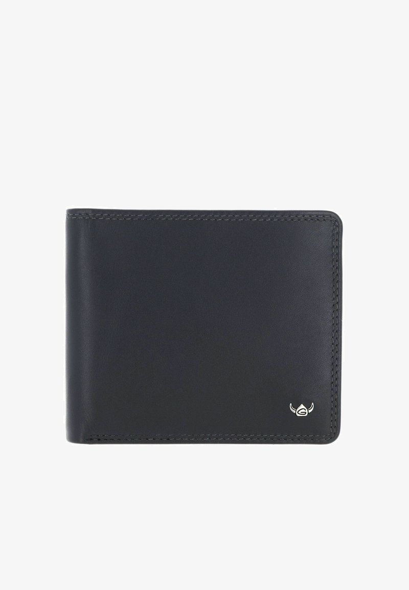 Portefeuille en cuir noir pliant avec coutures visibles et petit logo argenté dans le coin inférieur droit sur fond blanc.
