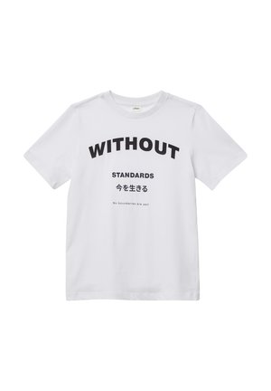 - T-shirt z nadrukiem