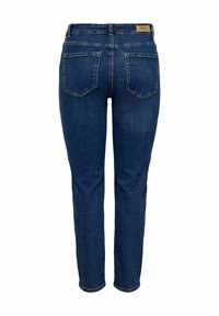 Jean en denim bleu foncé à coupe slim, avec une taille mi-haute, cinq poches et une texture légèrement délavée à l'arrière.