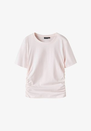 Lichtroze T-shirt met korte mouwen, ronde halslijn en geplooid aan beide zijden bij de zoom, eenvoudig ontwerp.