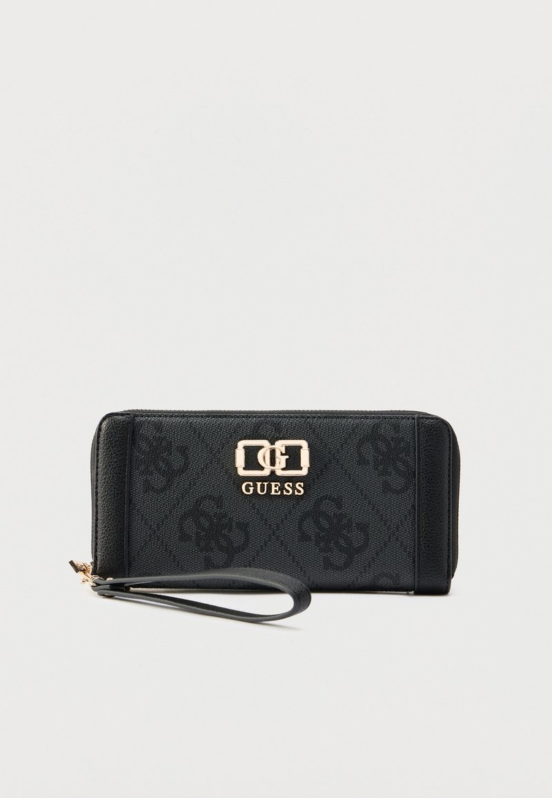 Fekete pénztárca texturált szintetikus anyagból, dombornyomott logómintával, aranyszínű fém kiegészítőkkel és levehető csuklópánttal.