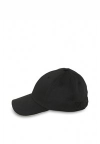 Gorra de béisbol negra con corona estructurada, visera curvada y logo bordado en el costado. Textura de tela suave y sin patrones visibles.