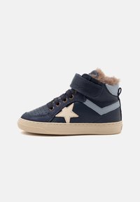 Επιλέχθηκε, navy