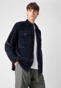Tommy Hilfiger OVERSHIRT - Lichte jas - desert sky