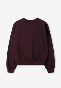 Bordeaux sweatshirt met een ronde halslijn, lange mouwen en ribgebreide cuffs. De stof lijkt zacht met een lichte textuur. Ontspannen pasvorm.