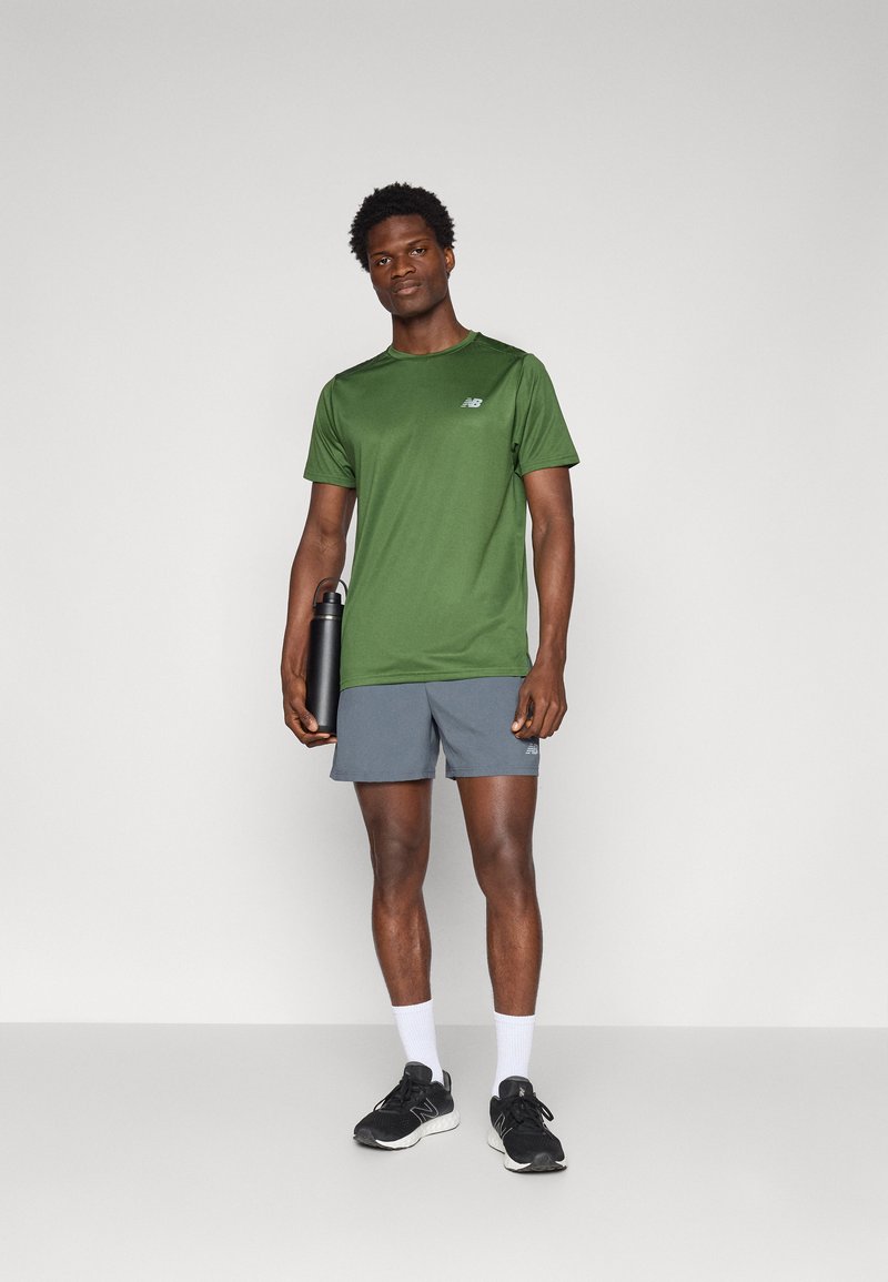 New Balance T-Shirt sport - dark alpine green